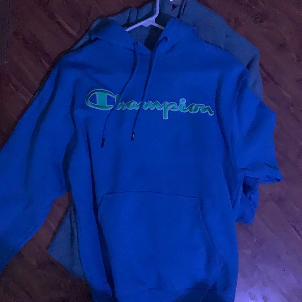 Champion hoodie
